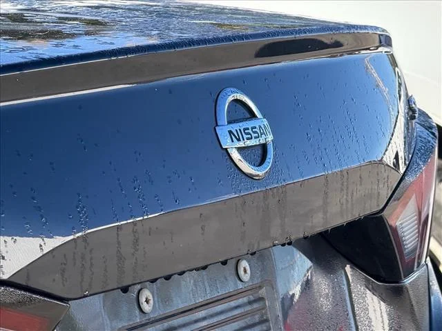 Used 2019 Storm Blue Metallic Nissan 2.5 SV image 8