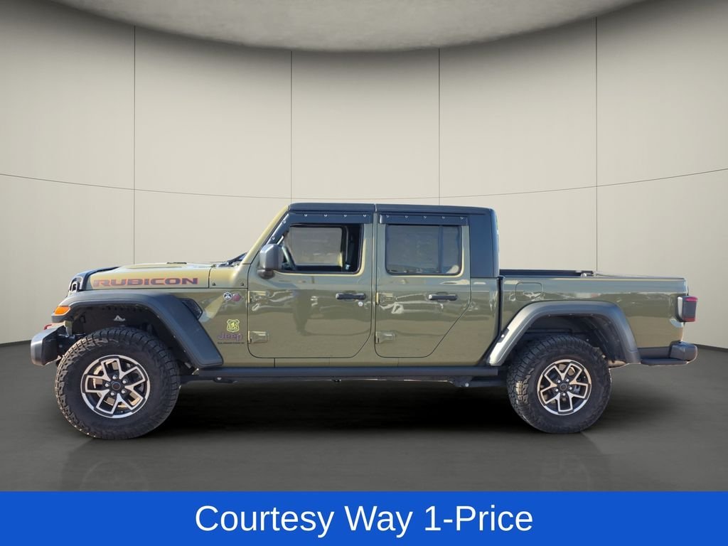 Used 2025 Green Jeep Rubicon image 5