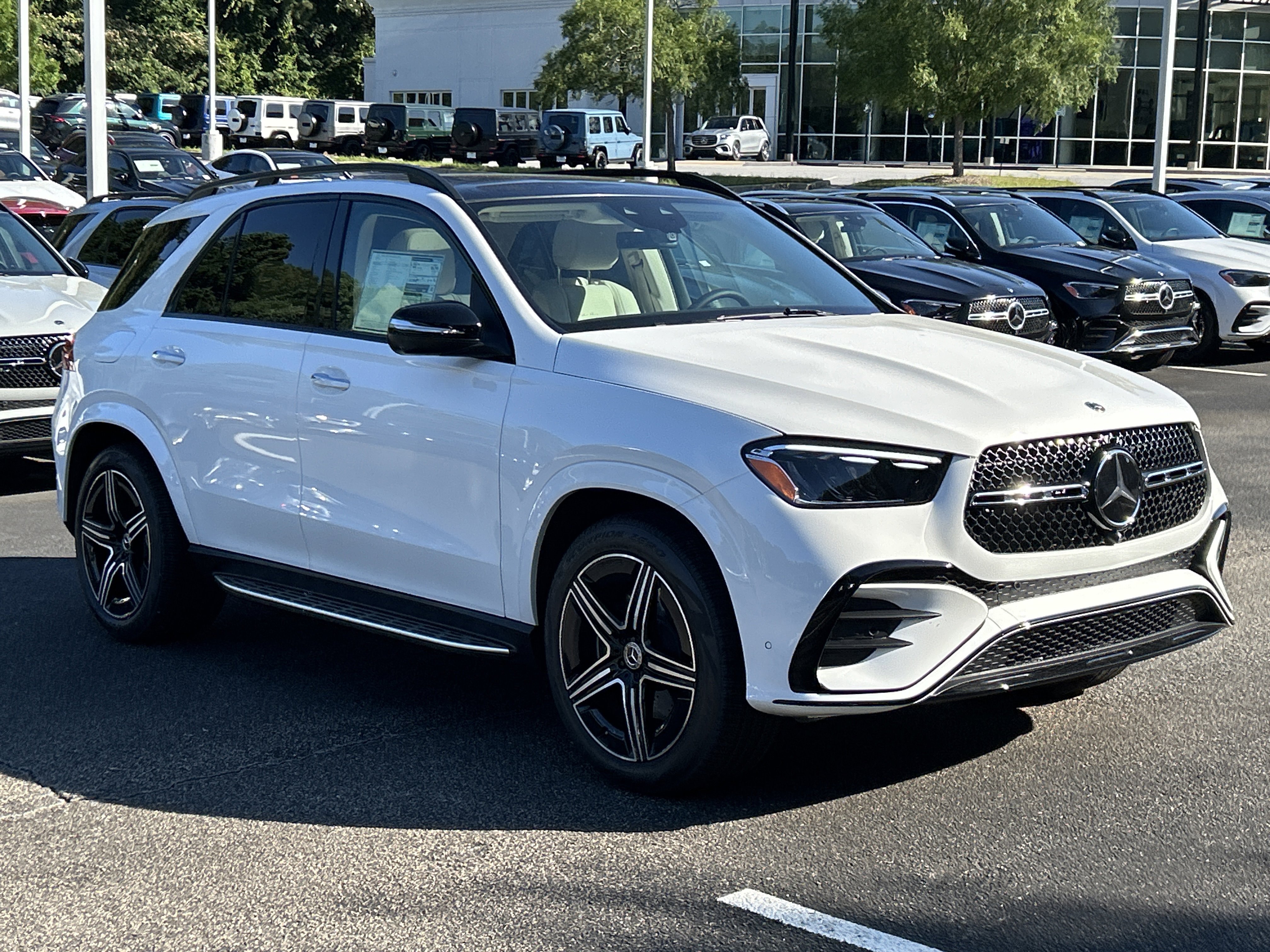 New 2026 Polar White Mercedes-Benz GLE 350 4MATIC® SUV image 4