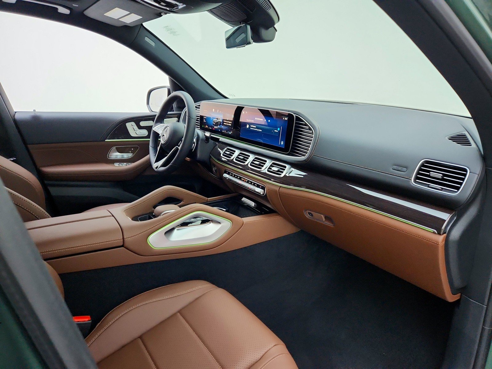 New 2026 MANUFAKTUR Ireland Mid Green Metallic Mercedes-Benz GLE 450 4MATIC® SUV image 19