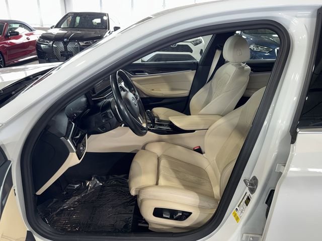 Certified Used 2023 Alpine White BMW 540i image 22