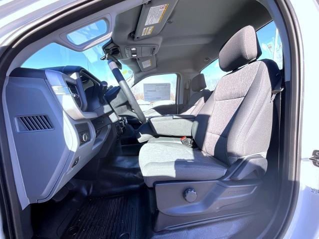 2026 Ford F-450 Super Duty Chassis Cab XL - Photo 19