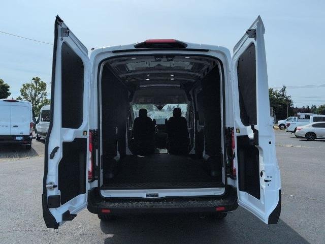 New 2026 Oxford White Ford Cargo Van image 25