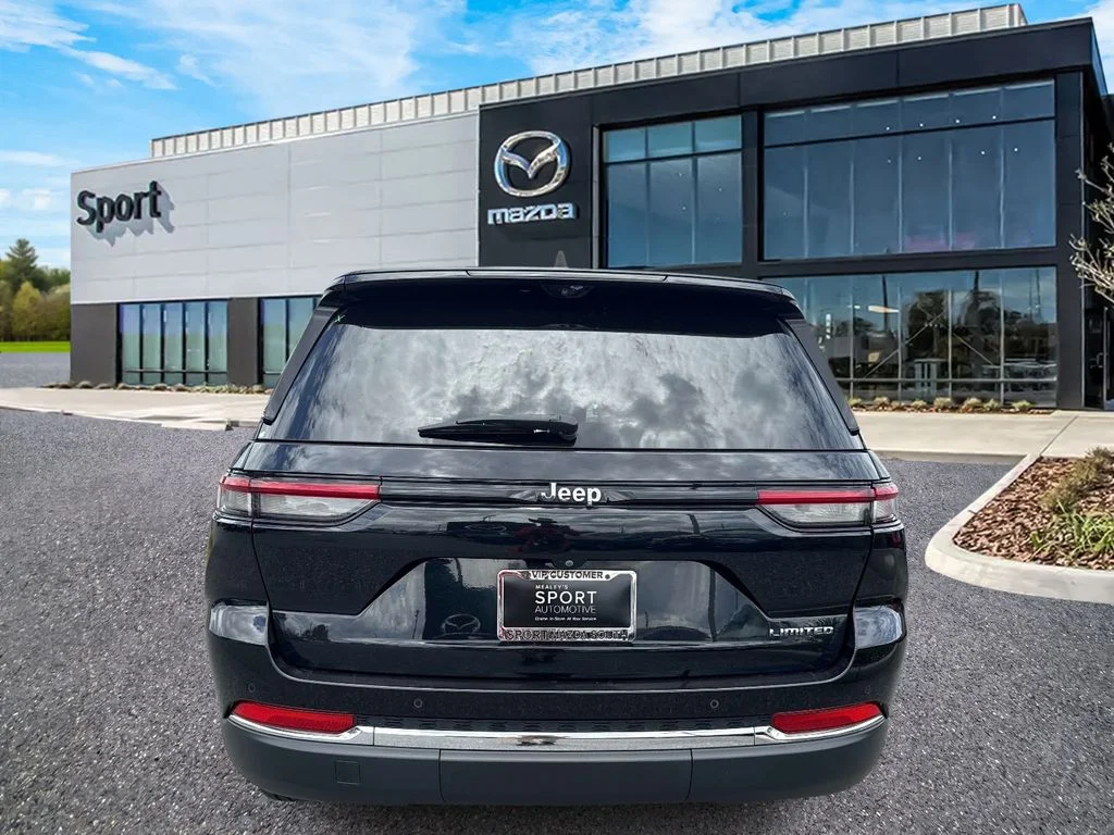 Used 2023 Black Jeep Limited image 4