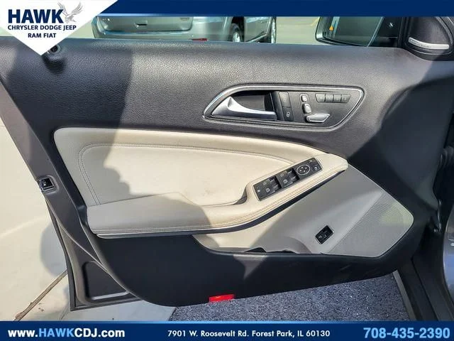 Used 2019 Gray Mercedes-Benz GLA 250 image 20