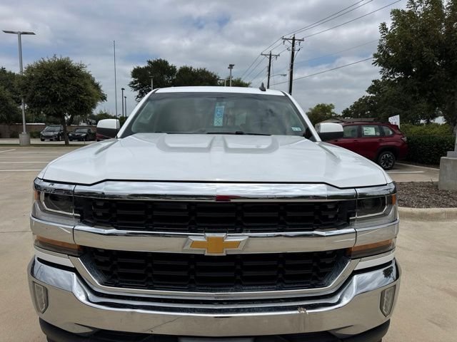 Used 2017 White Chevrolet LT image 8