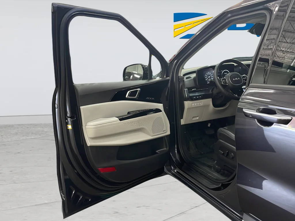 Certified Used 2022 Gray Kia SX Prestige image 33