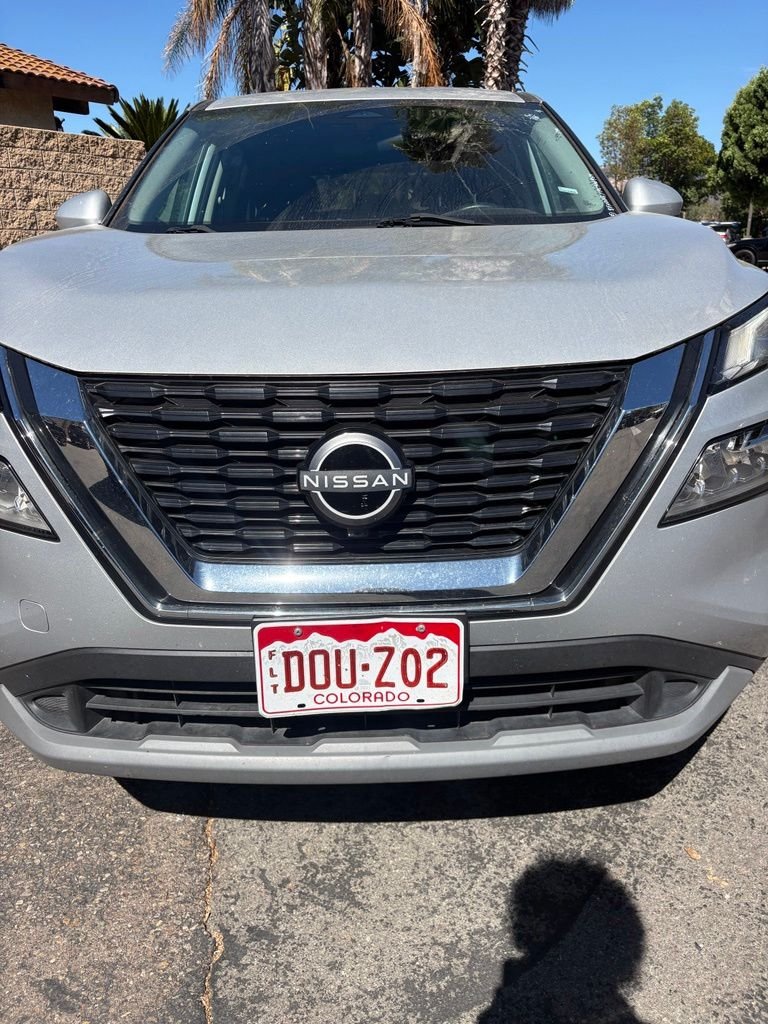 Used 2023 Silver Nissan SV image 1