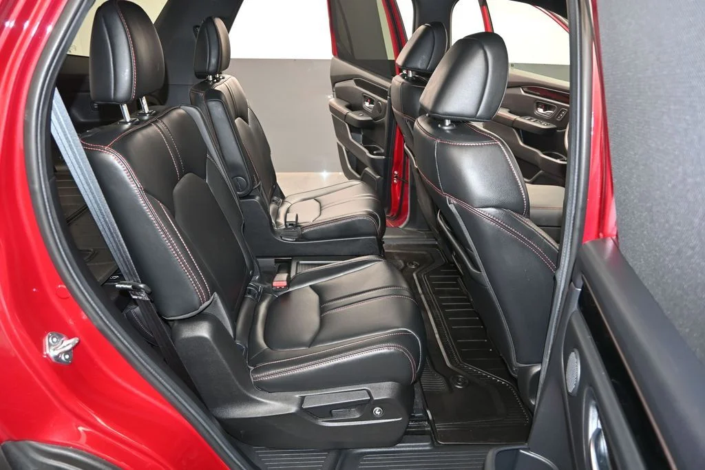 Certified Used 2025 Radiant Red Metallic II Honda TrailSport image 29