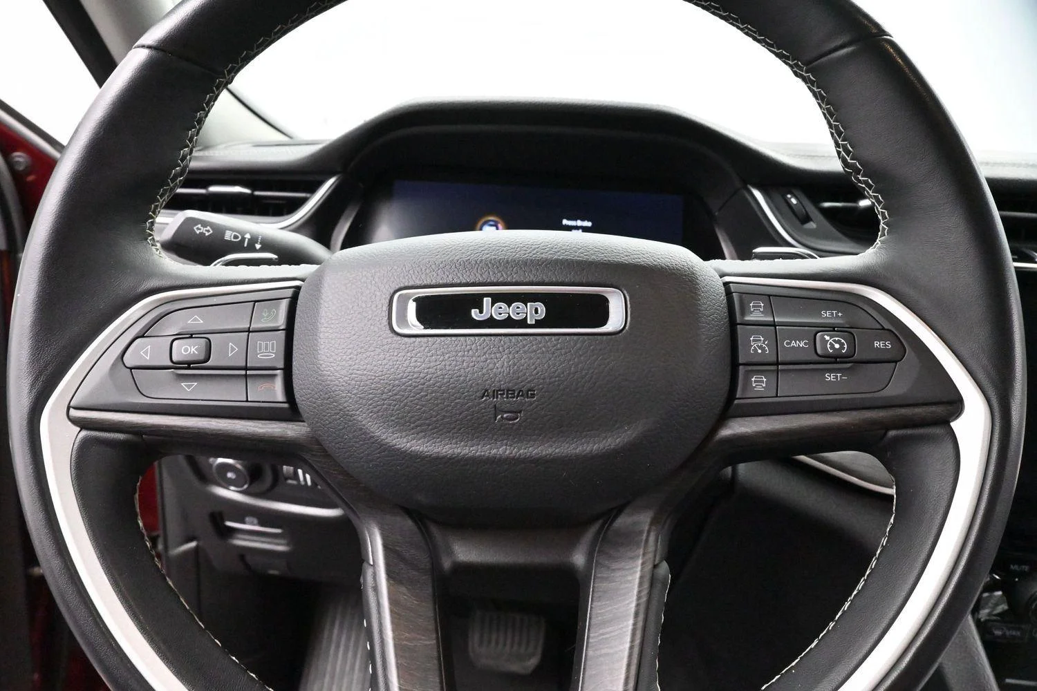 Used 2022 Red Jeep Limited image 18