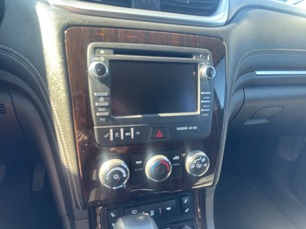 Used 2015 Tungsten Metallic Chevrolet LT image 22