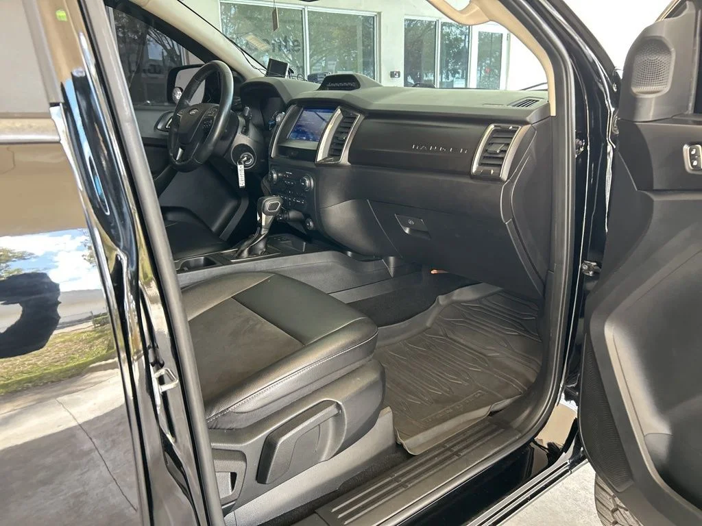 Used 2021 Black Ford XLT image 24