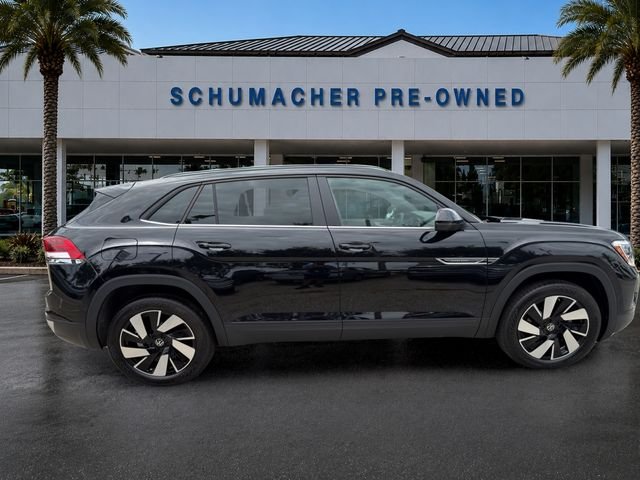 Used 2026 Deep Black Pearl Volkswagen 2.0T SE w/Technology image 8