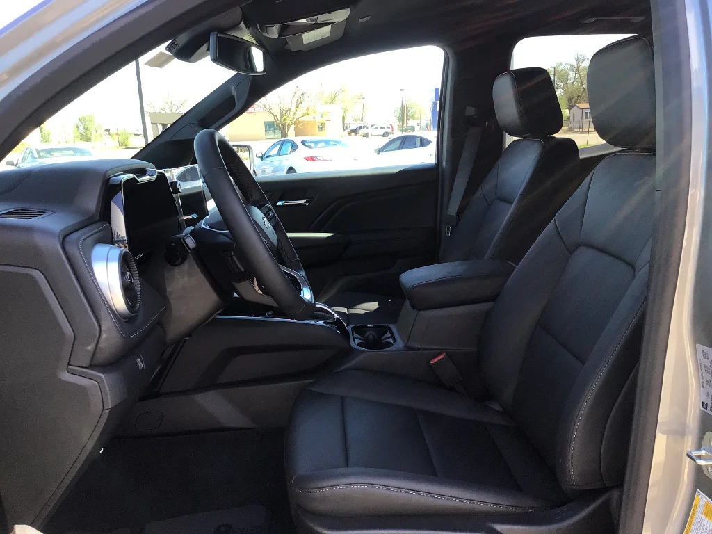 2026 Chevrolet Colorado LT - Photo 12