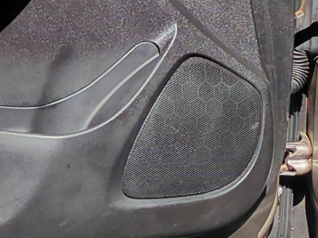 Used 2023 MINERAL GRAY METALLIC Chevrolet LT image 26