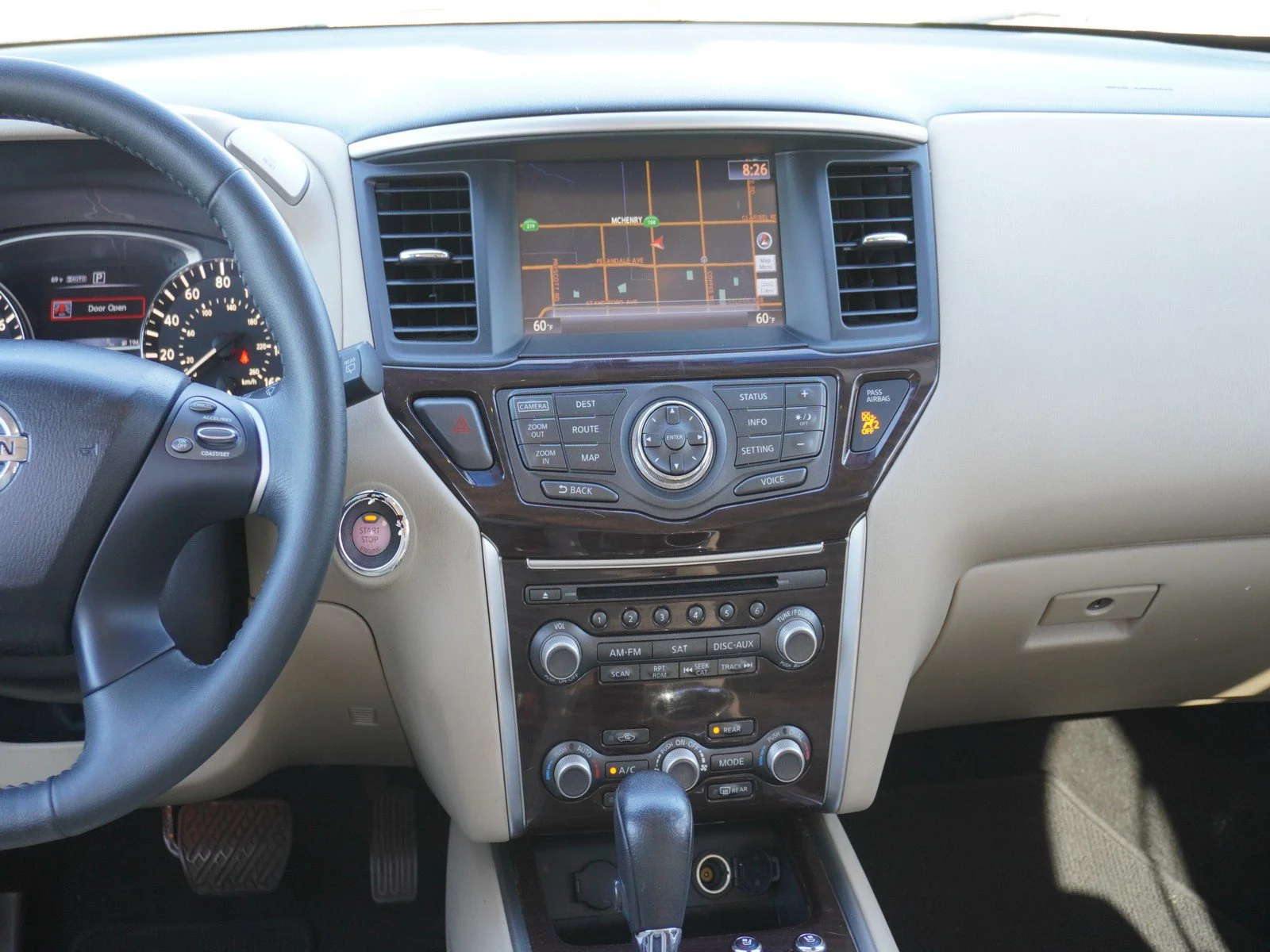 Used 2016 Pearl White Nissan Platinum image 18