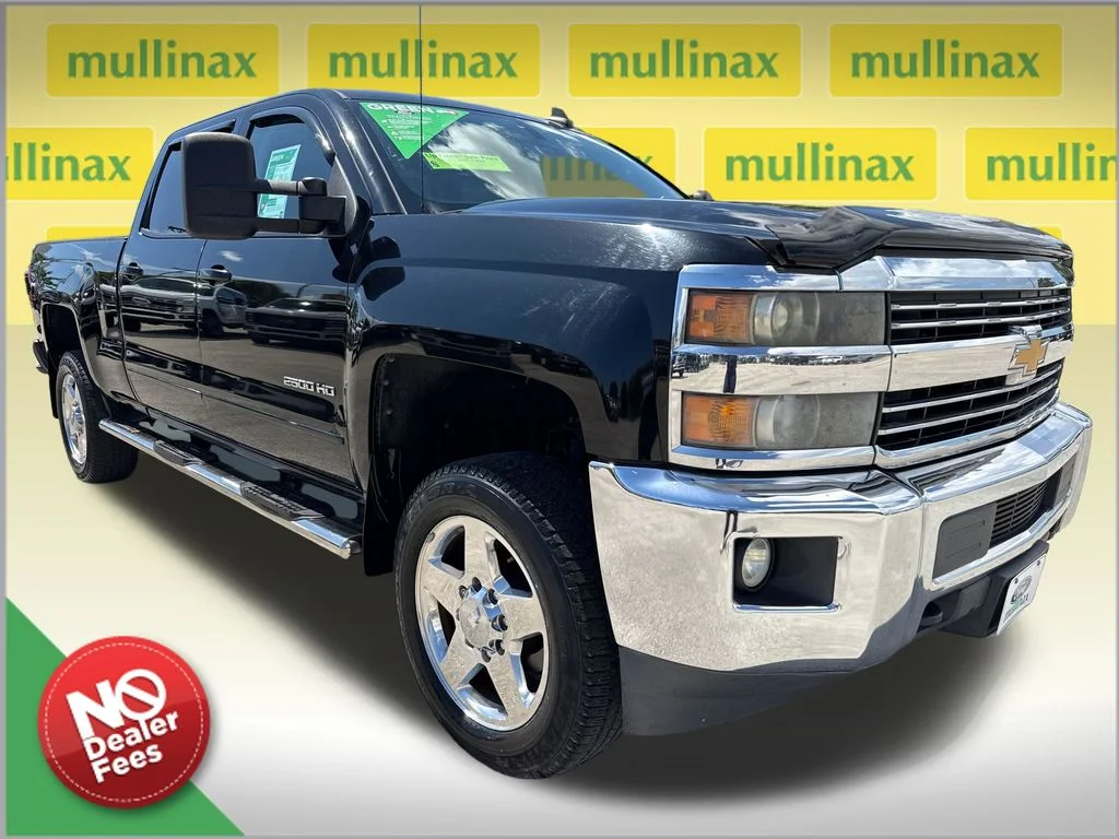 Used 2015 Black Chevrolet LT image 1