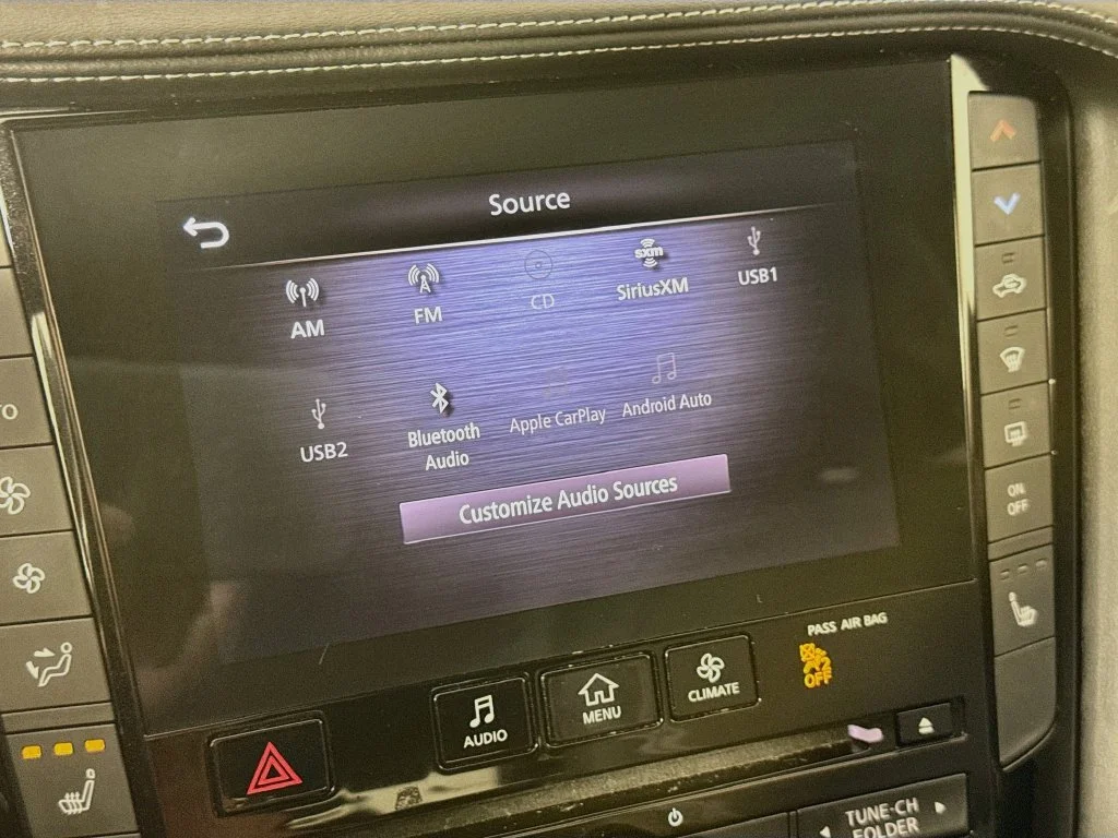 Certified Used 2022 Gray INFINITI LUXE image 19
