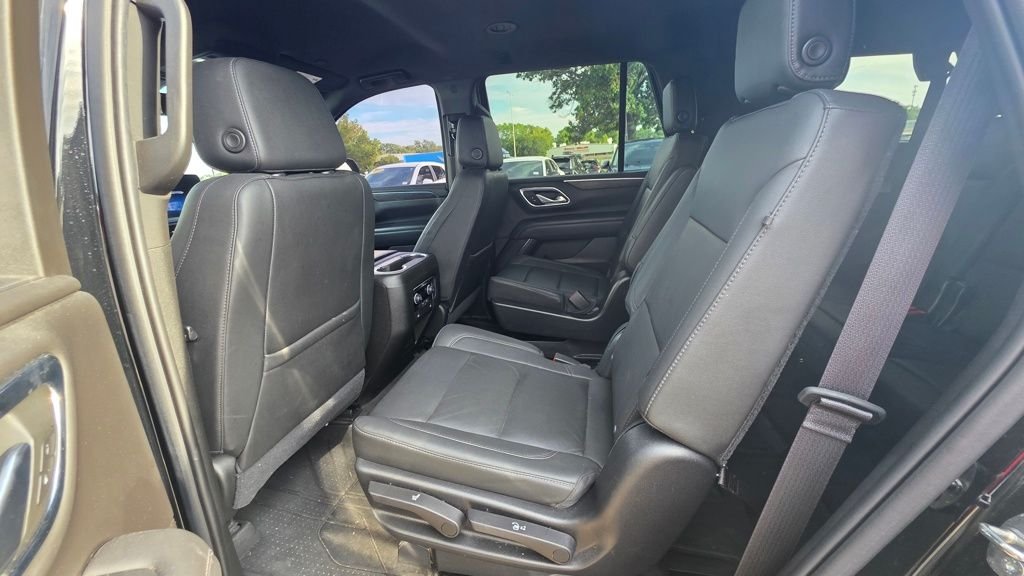 Used 2021 Black Chevrolet Z71 image 3