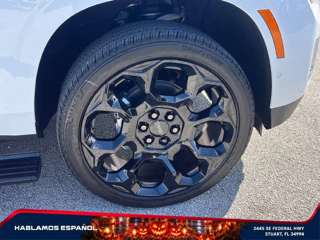 New 2026 Glacier White Tricoat GMC Denali image 22