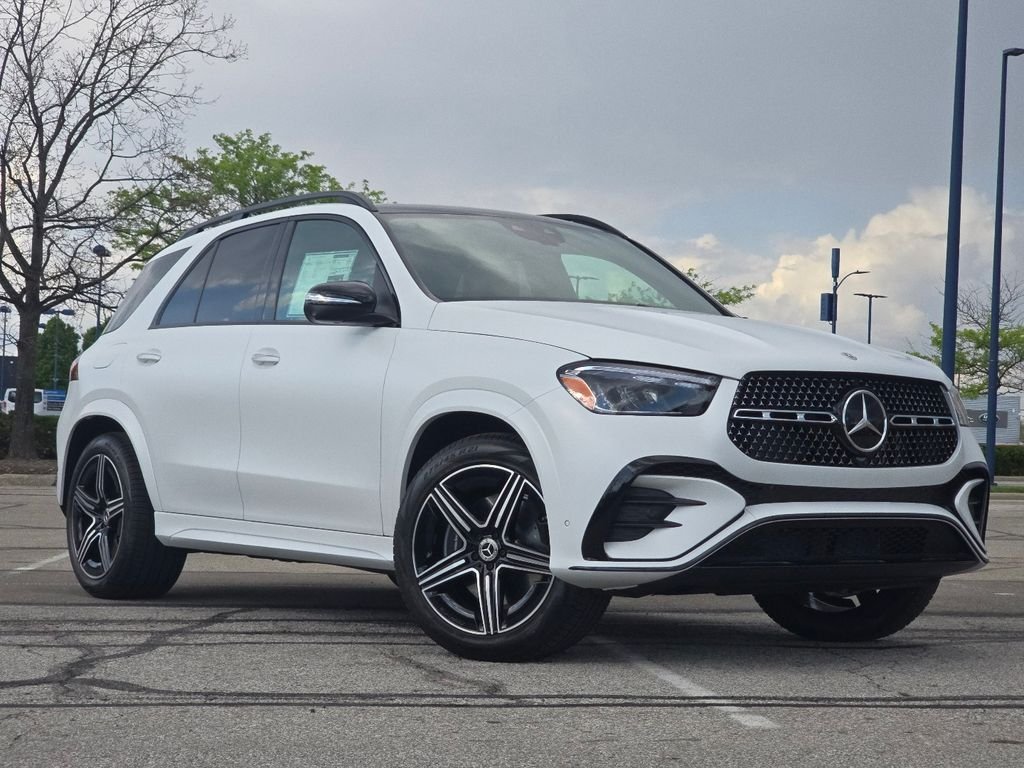New 2026 MANUFAKTUR Moonlight White Magno Mercedes-Benz GLE 450 image 2