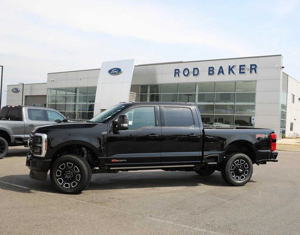 2026 Ford F-350 Platinum 4x4 Crew Cab 6-3/4' Box SRW's photo