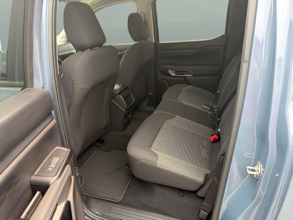 Used 2024 Gray Ford XLT image 24