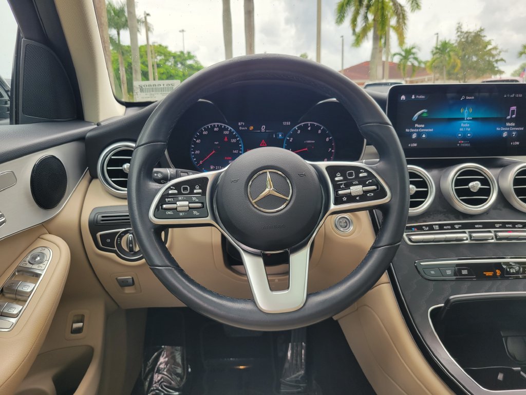 Used 2022 Black Mercedes-Benz GLC 300 image 23