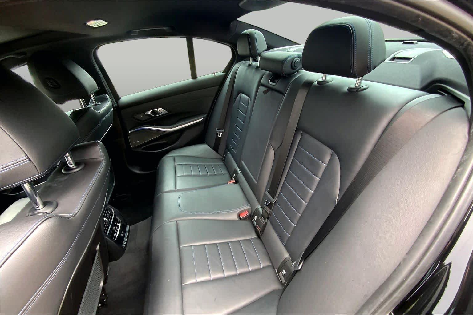 Used 2021 Black Sapphire Metallic BMW M340i image 20