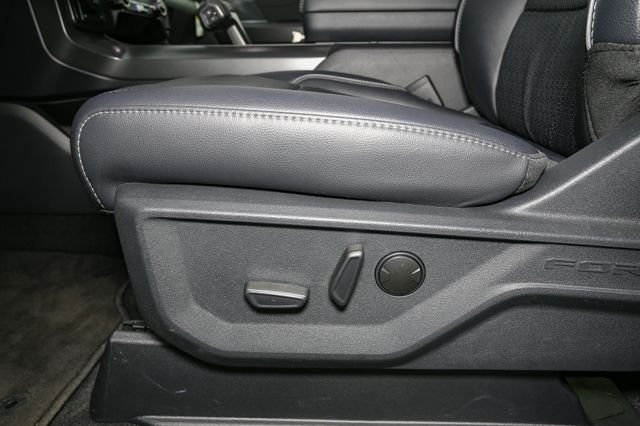 Used 2026  Ford Lariat image 41