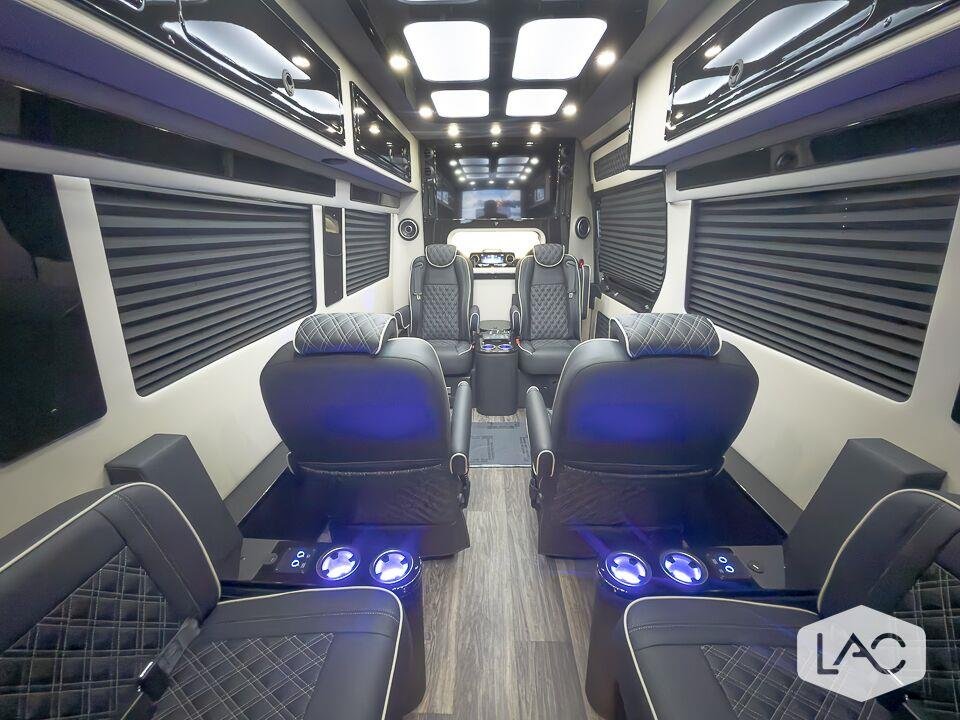 New 2027 BLACK OGV LUXURY COACH 170EXT image 25
