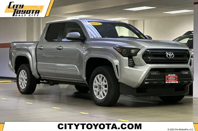 2025 Toyota Tacoma SR5