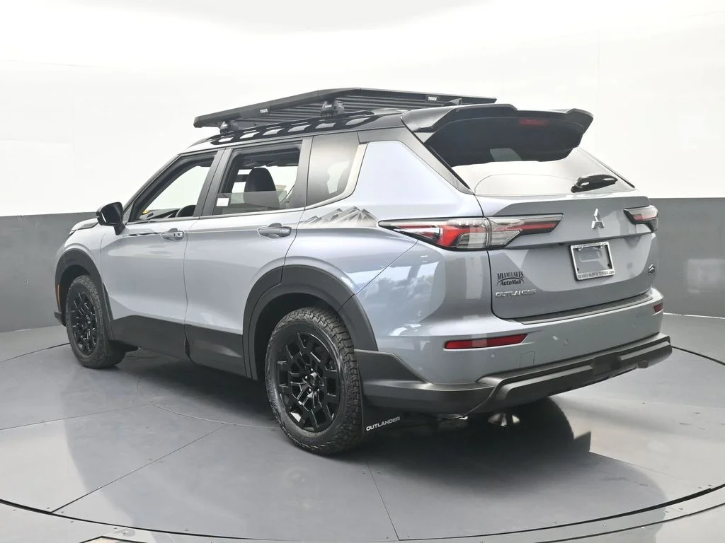 New 2025 Gray Metallic Mitsubishi Trail Edition image 4