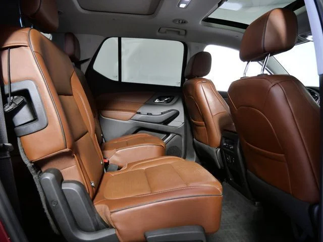 Used 2018 Red Chevrolet High Country image 12