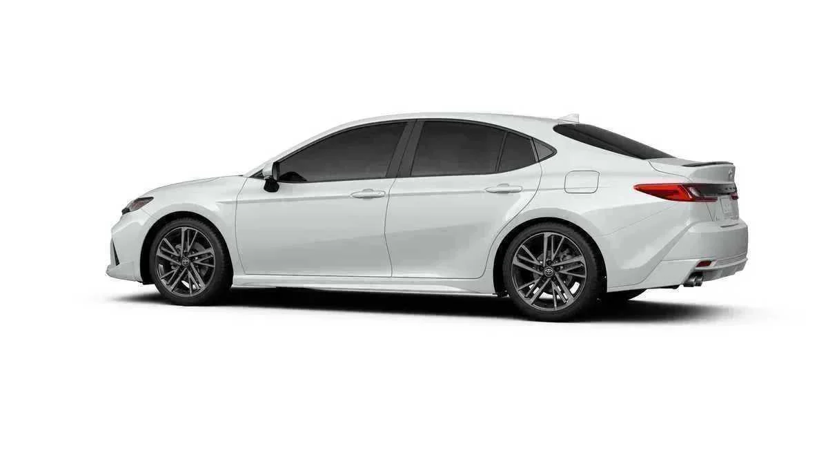 New 2026 Wind Chill Pearl <sup>1</sup> Toyota  XSE image 7