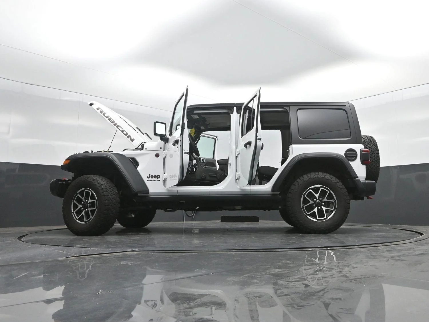 Used 2024 Bright White Jeep Rubicon image 46