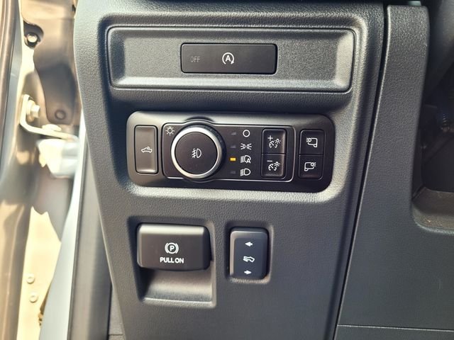 Used 2025  Ford Tremor image 15
