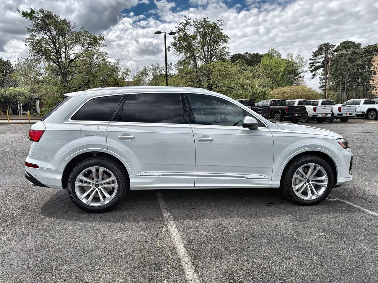 Used 2025 White Audi Premium Plus 55 TFSI quattro Tiptronic image 9