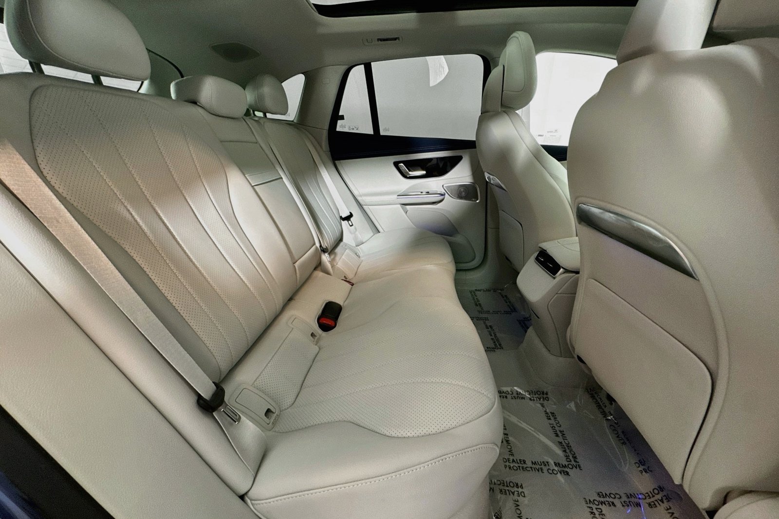 New 2027 Twilight Blue Metallic Mercedes-Benz EQE 320+ image 25