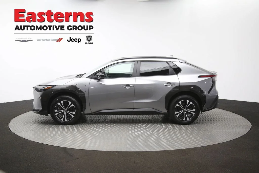 Used 2023 Gray Toyota XLE image 58