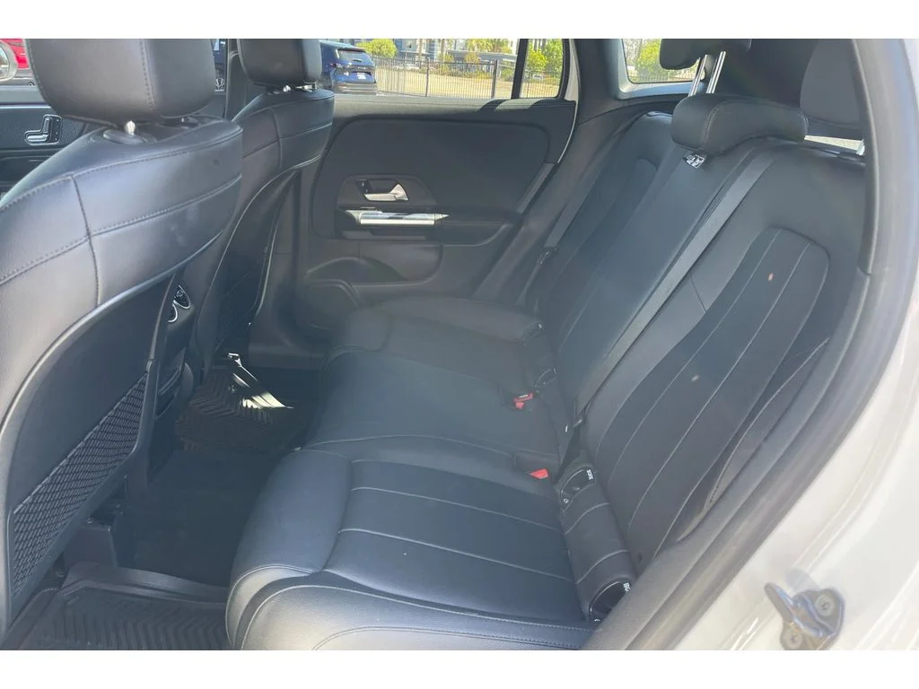 Used 2021 Polar White Mercedes-Benz 250 image 15