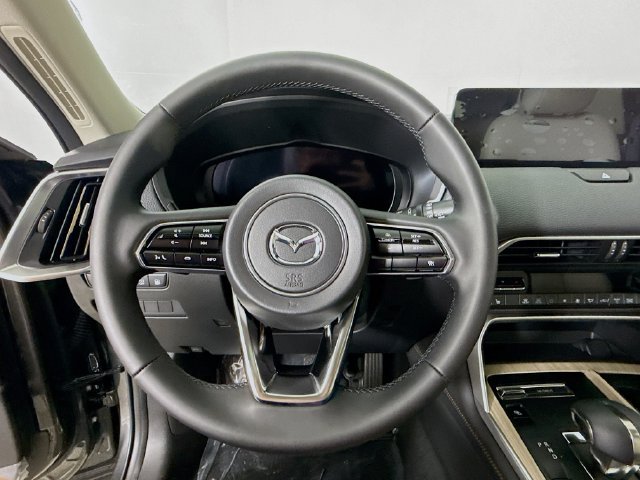 Used 2025 Gray Mazda Preferred image 11