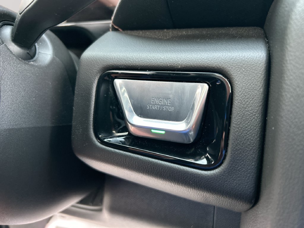 Used 2026 Silver GMC AT4 image 21