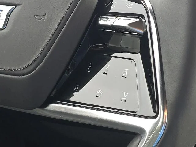 Used 2025 Black Cadillac Sport Platinum image 48
