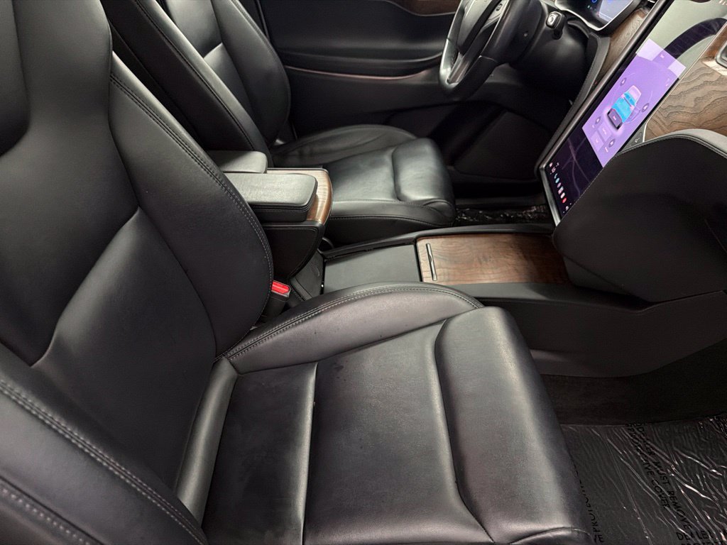 Used 2020 White Tesla Long Range image 28