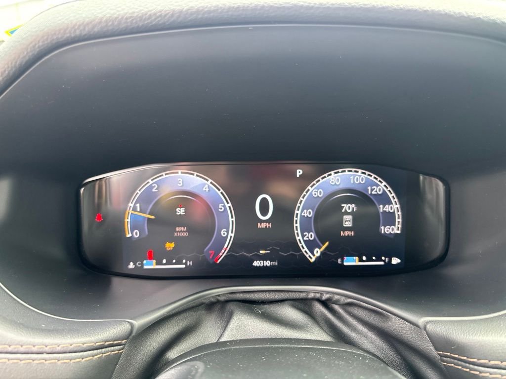 Used 2022 Red Jeep Limited image 21