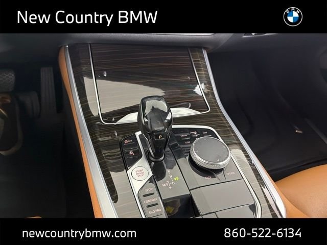 Used 2021 Mineral White Metallic BMW xDrive40i image 13