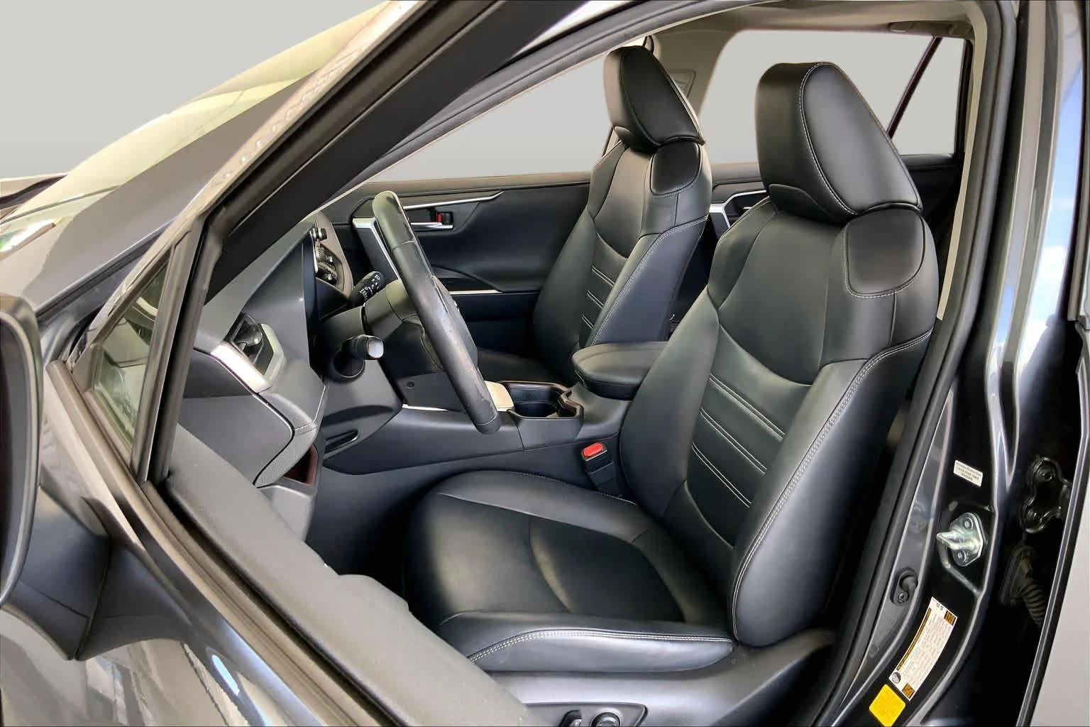 Used 2020 Magnetic Gray Metallic Toyota Limited image 8