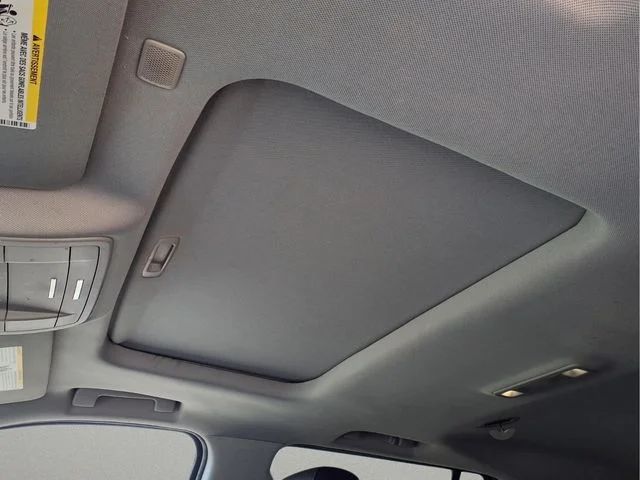 Used 2018 Black GMC SLT image 21