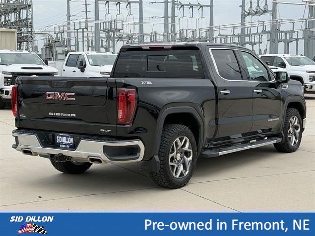 Used 2024 Onyx Black GMC SLT image 4
